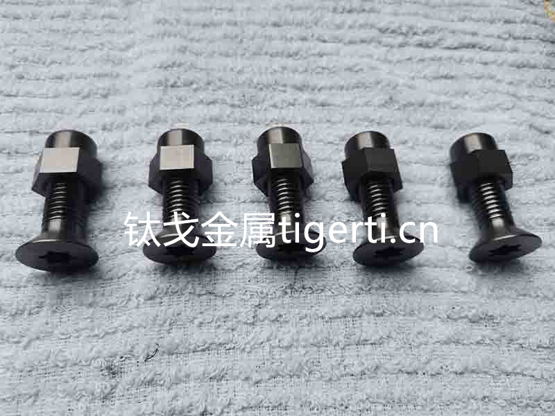 寶雞鈦戈金屬全廠上下齊心協(xié)力！加班加點(diǎn)，力趕工期！